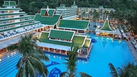 5 Star Resort Pool Phuket